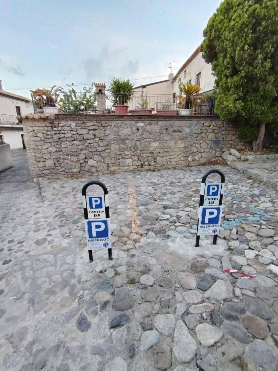 La Rosa Blu Bed & Breakfast Gerace Exterior foto