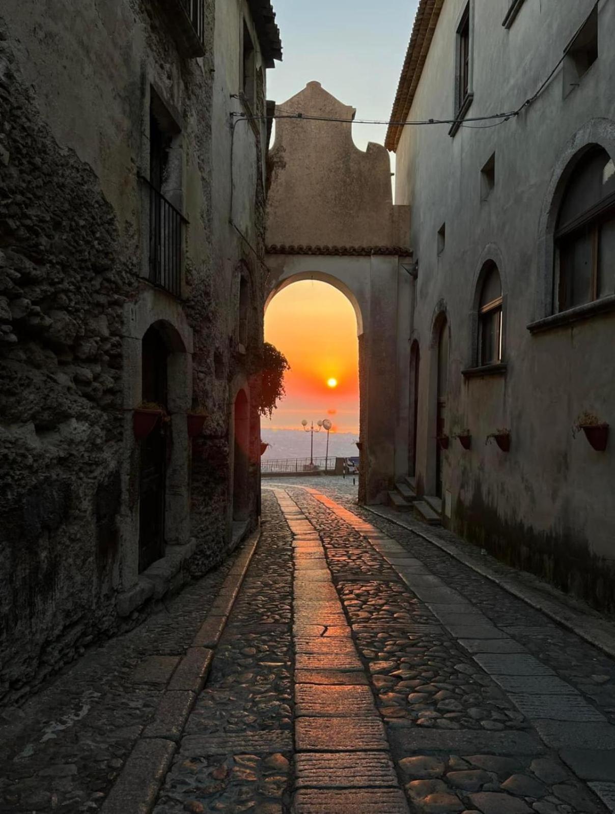 La Rosa Blu Bed & Breakfast Gerace Exterior foto